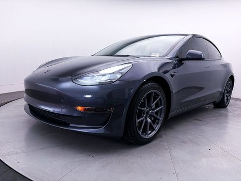 Used 2023 Tesla Model 3 Standard Range RWD image 13