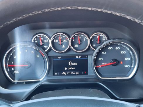 Used 2021 Chevrolet Suburban Z71 AWD/4WD image 19