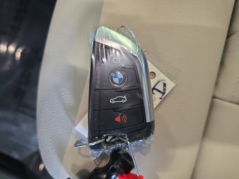 Used 2021 BMW X3 xDrive30i w/ Premium Package AWD/4WD image 37
