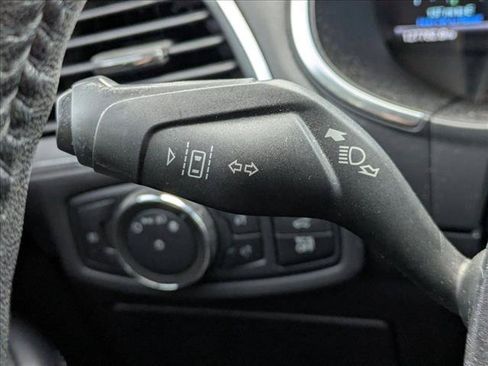 Used 2020 Ford Edge Titanium FWD image 7