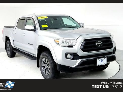 Certified 2022 Toyota Tacoma SR5 AWD/4WD image 1