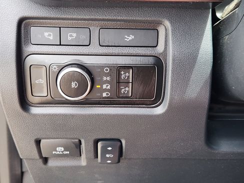 Used 2024 Ford F250 Lariat AWD/4WD image 22