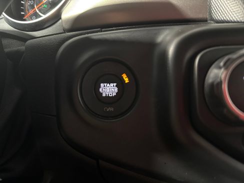 Used 2020 Jeep Wrangler Unlimited Sport S AWD/4WD image 24