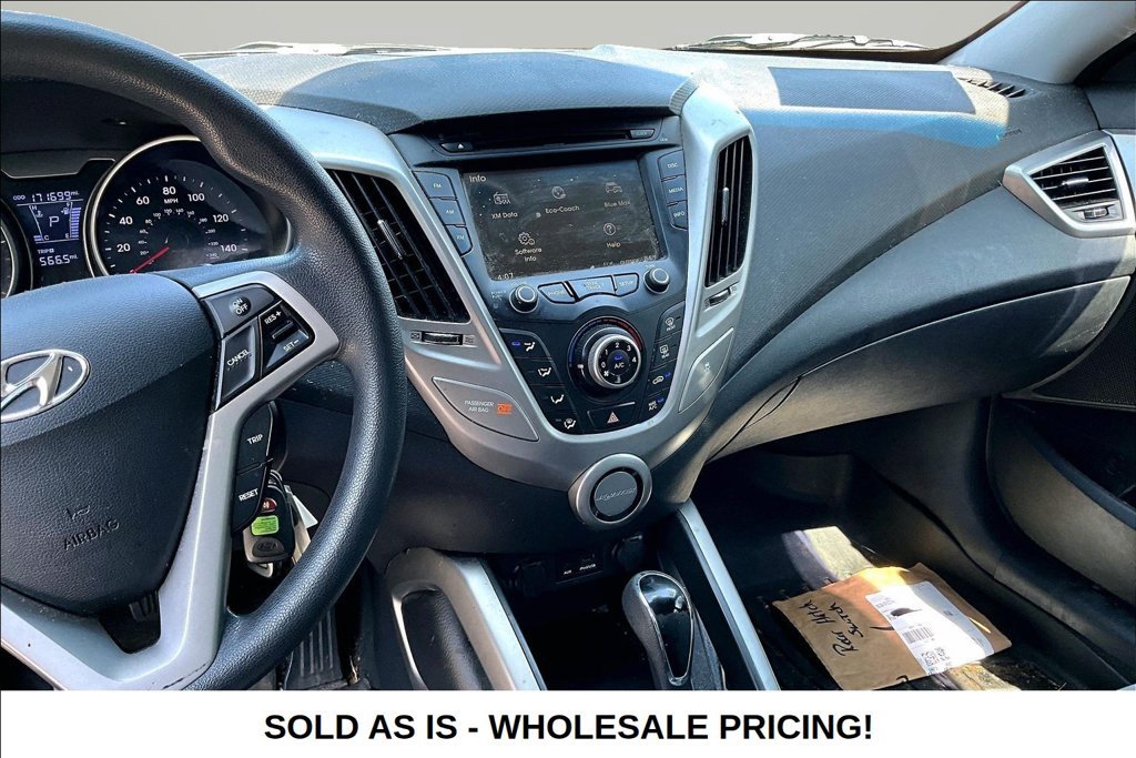 Used 2012 Hyundai Veloster FWD image 9