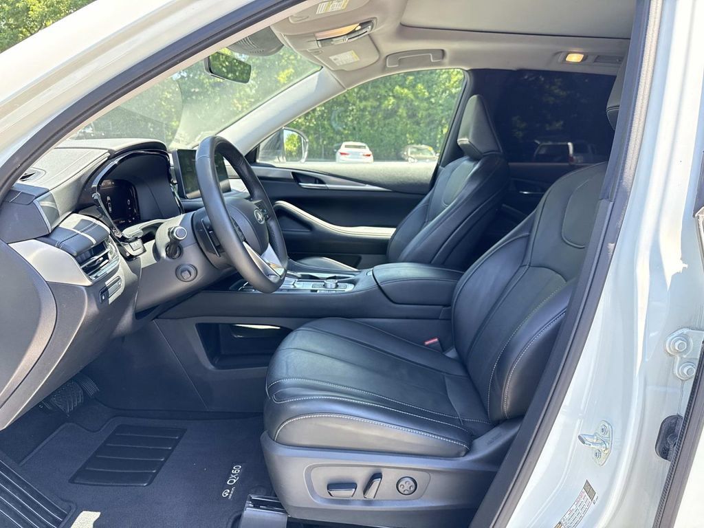 Used 2023 INFINITI QX60 Luxe w/ Cargo Package AWD/4WD image 16