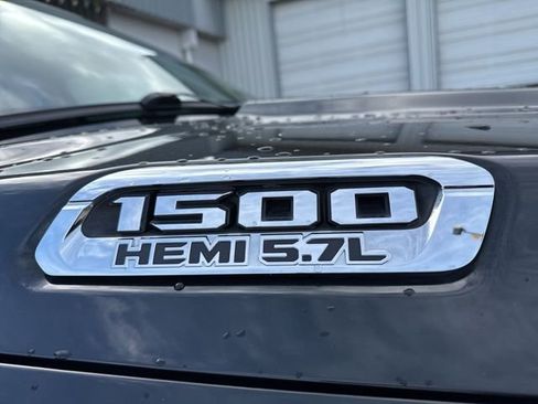 Used 2019 RAM 1500 Big Horn AWD/4WD image 12