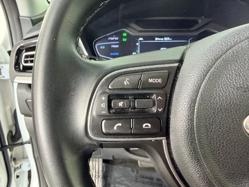 Used 2020 Kia Niro EX FWD image 14