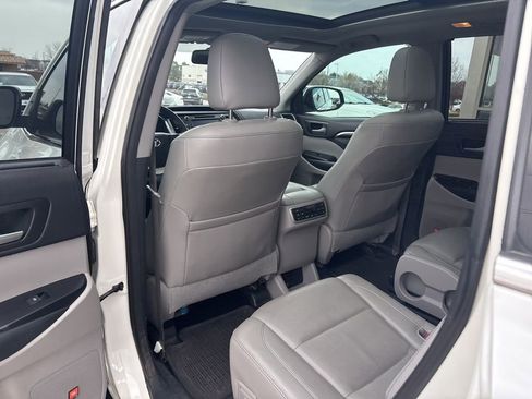 Used 2015 Toyota Highlander Limited Platinum image 41
