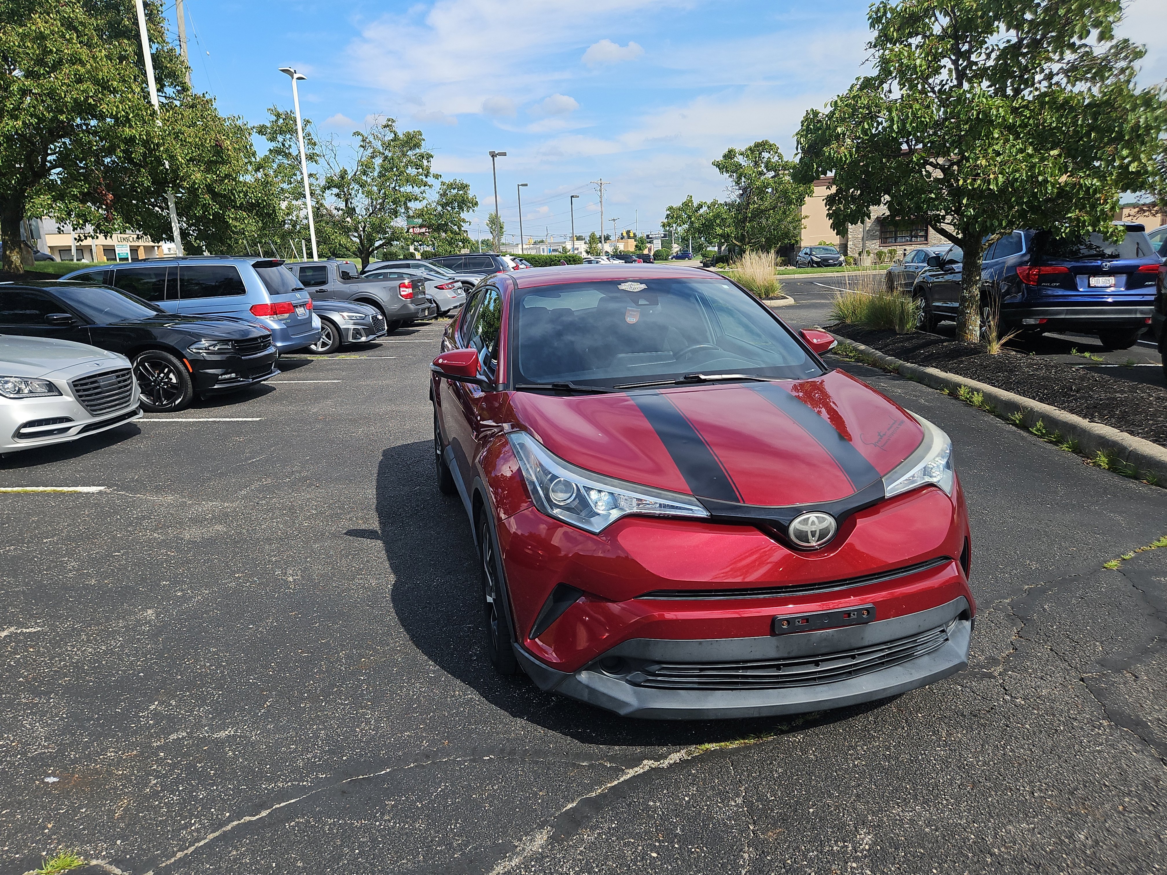 Used 2018 Toyota C-HR XLE FWD image 19