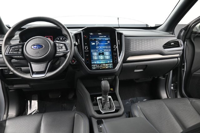 Used 2025 Subaru Forester Limited AWD/4WD image 21