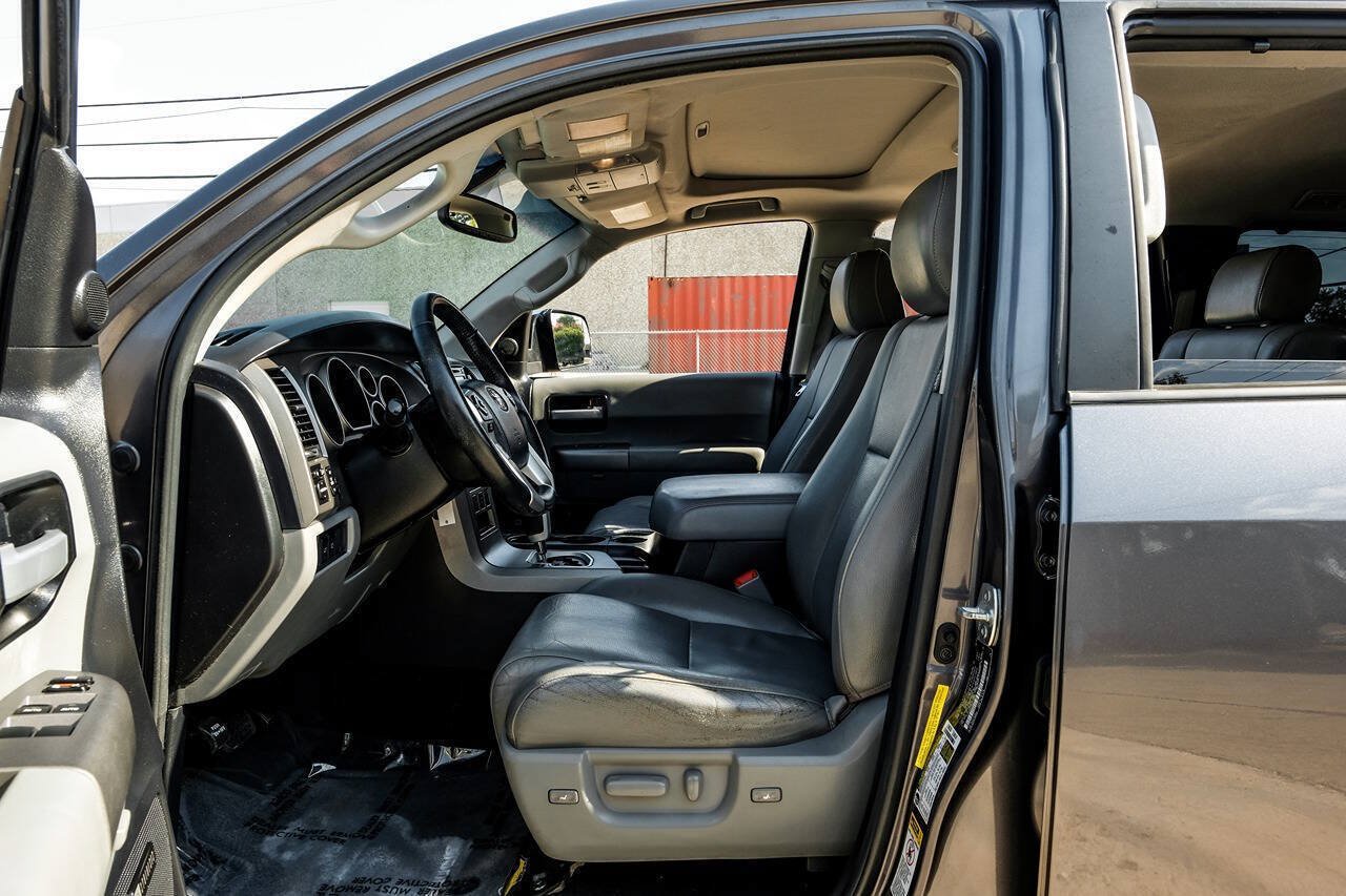 Used 2015 Toyota Sequoia Limited AWD/4WD image 4