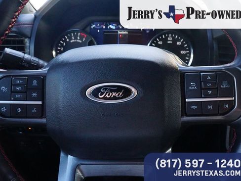 Used 2023 Ford Expedition Limited image 13