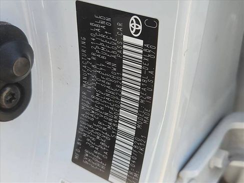 Used 2025 Toyota Corolla LE FWD image 17