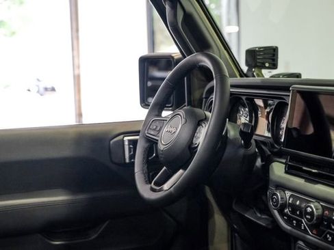 Used 2025 Jeep Wrangler Unlimited Rubicon 392 image 58