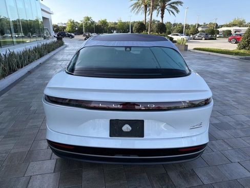 Used 2022 Lucid Air Grand Touring image 3