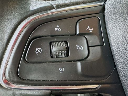 Used 2023 Buick Encore GX Select FWD image 22