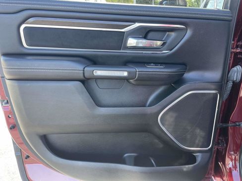 Used 2021 RAM 1500 Laramie AWD/4WD image 9