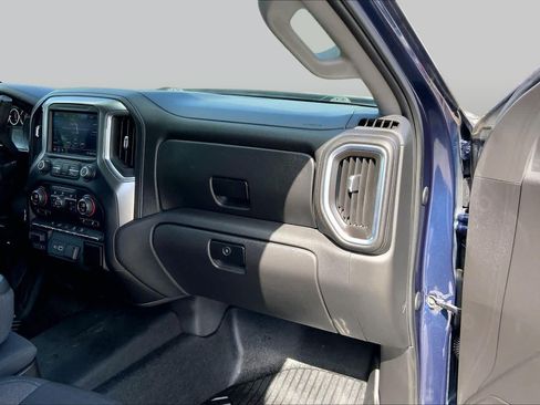 Used 2020 Chevrolet Silverado 1500 RST w/ Texas Edition AWD/4WD image 18