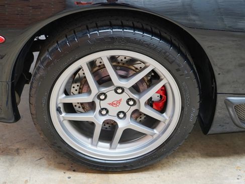 Used 2003 Chevrolet Corvette Z06 w/ Memory Package, 3 Drivers RWD image 56