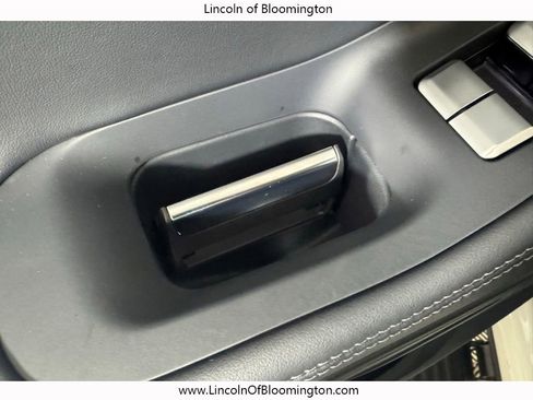 New 2026 Lincoln Navigator L Reserve AWD/4WD image 43