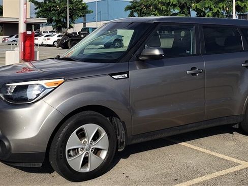 Used 2016 Kia Soul w/ Convenience Package FWD image 1