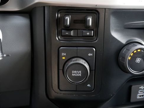 Used 2024 Ford F550 4x4 SuperCab Super Duty image 24