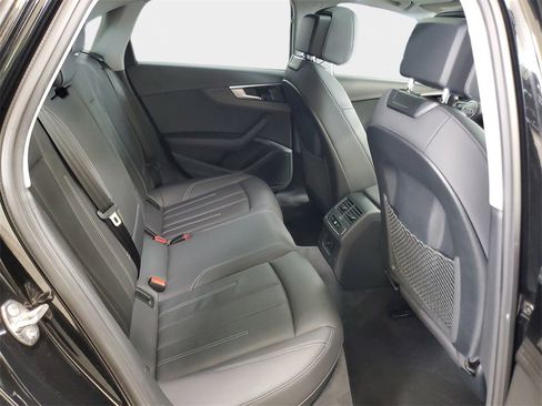 Used 2021 Audi A4 2.0T Premium w/ Convenience Package image 27