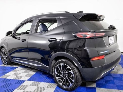 Used 2022 Chevrolet Bolt EUV Premier image 7