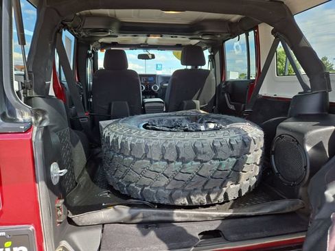 Used 2013 Jeep Wrangler Unlimited Sahara w/ Trailer Tow Group AWD/4WD image 31