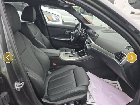 Used 2019 BMW 330i xDrive Sedan w/ M Sport Package AWD/4WD image 8