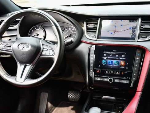 Used 2023 INFINITI QX55 Sensory w/ Lighting Package AWD/4WD image 2