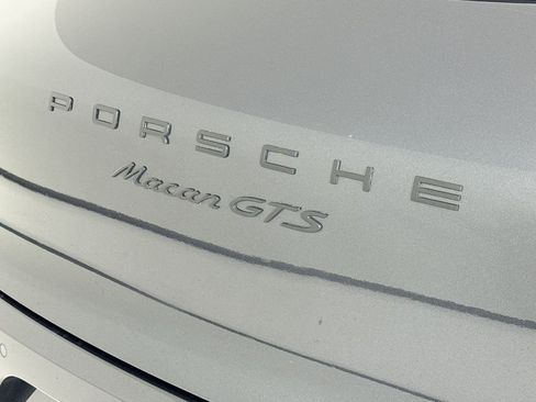 Certified 2017 Porsche Macan GTS image 38