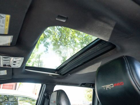 Used 2019 Toyota Tacoma TRD Pro AWD/4WD image 20