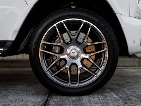 Used 2025 Mercedes-Benz G 63 AMG 4MATIC image 9