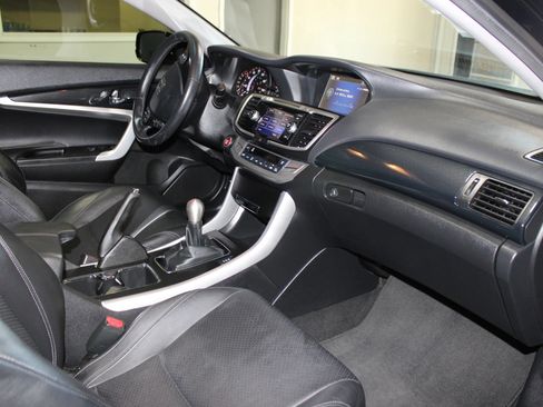 Used 2013 Honda Accord EX-L image 29