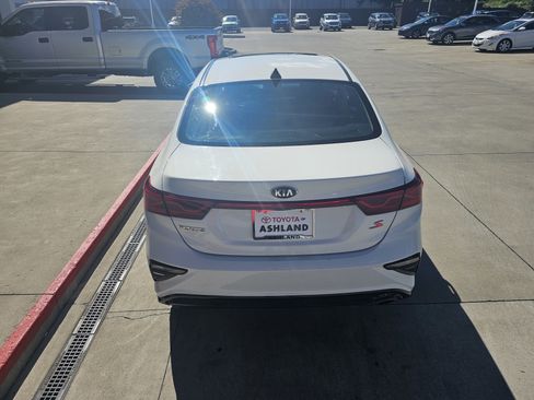 Used 2019 Kia Forte S w/ S Premium Package image 5