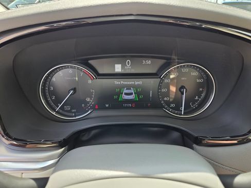 Used 2024 Cadillac XT5 Premium Luxury FWD image 34