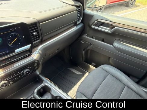 Used 2026 Chevrolet Silverado 1500 LT Trail Boss w/ Convenience Package II AWD/4WD image 36