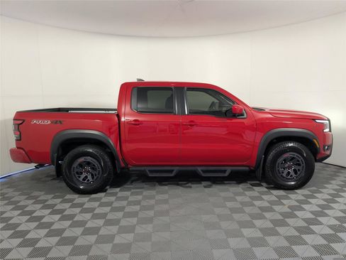 Used 2025 Nissan Frontier PRO-4X w/ Pro Convenience Package image 4