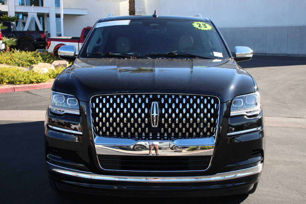 Certified 2023 Lincoln Navigator Black Label AWD/4WD image 9