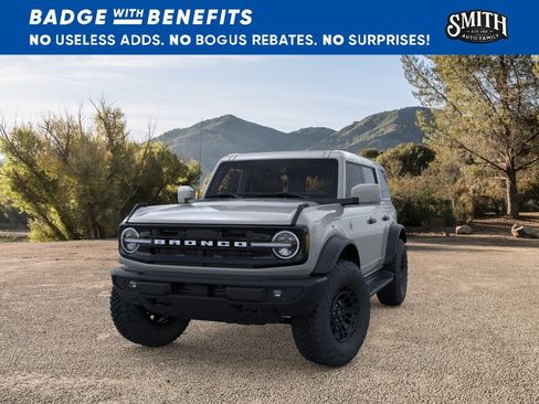 New 2026 Ford Bronco Outer Banks w/ Sasquatch Package AWD/4WD image 3