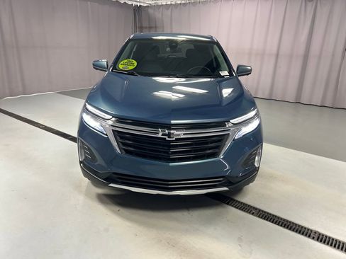 Used 2024 Chevrolet Equinox LT FWD image 2