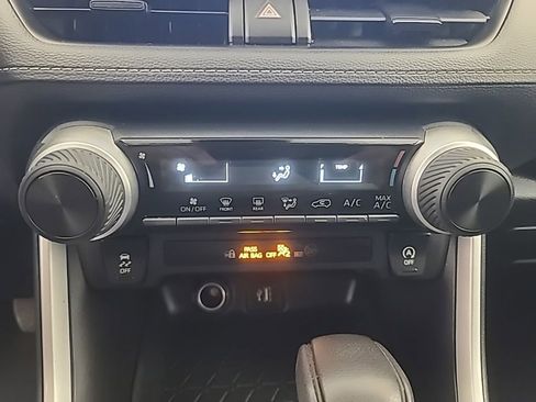 Used 2023 Toyota RAV4 LE image 35