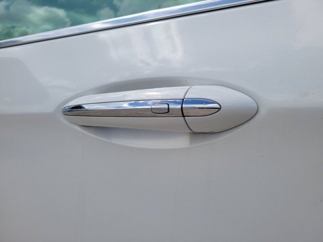 Used 2020 Buick Envision Essence FWD image 7