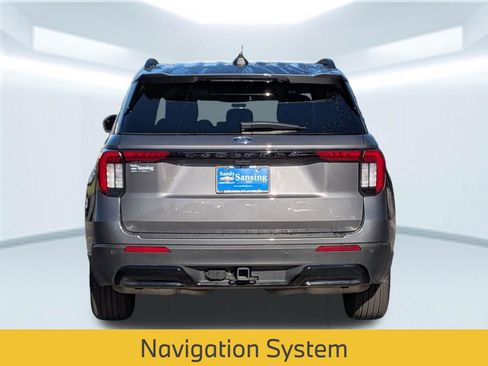 Used 2026 Ford Explorer ST-Line w/ Premium Package image 5
