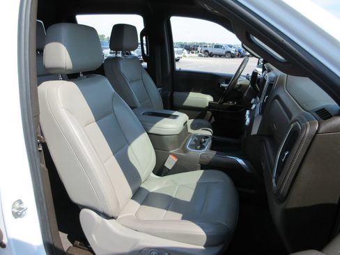 Used 2019 GMC Sierra 1500 SLT w/ SLT Premium Package AWD/4WD image 24
