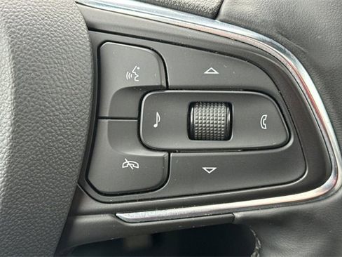 Used 2024 Buick Envista Avenir image 38