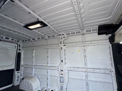 Used 2023 RAM ProMaster 2500 FWD image 38