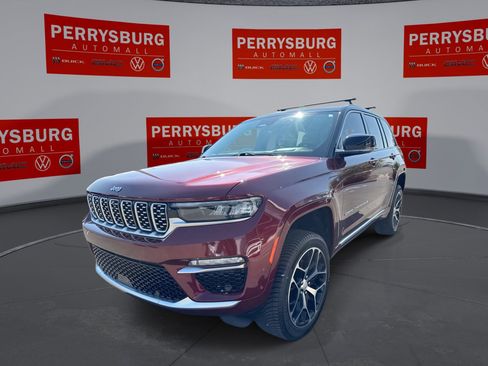 Used 2022 Jeep Grand Cherokee Summit image 1