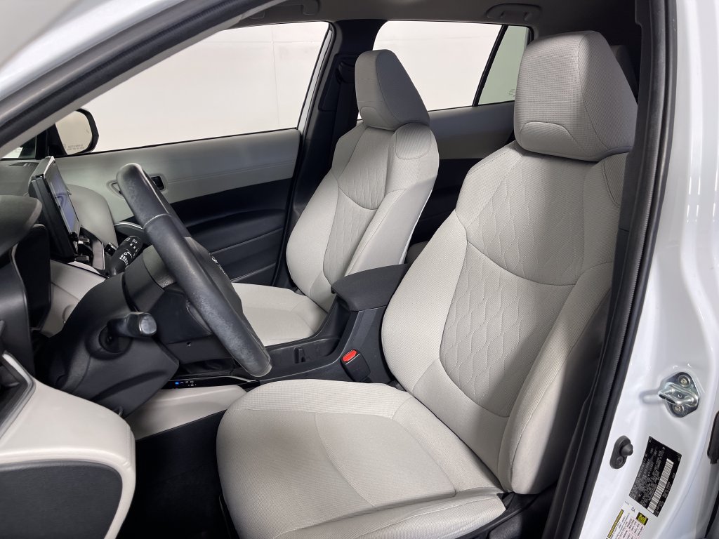 Used 2023 Toyota Corolla Cross LE w/ Black Badges Package (TMS) FWD image 12
